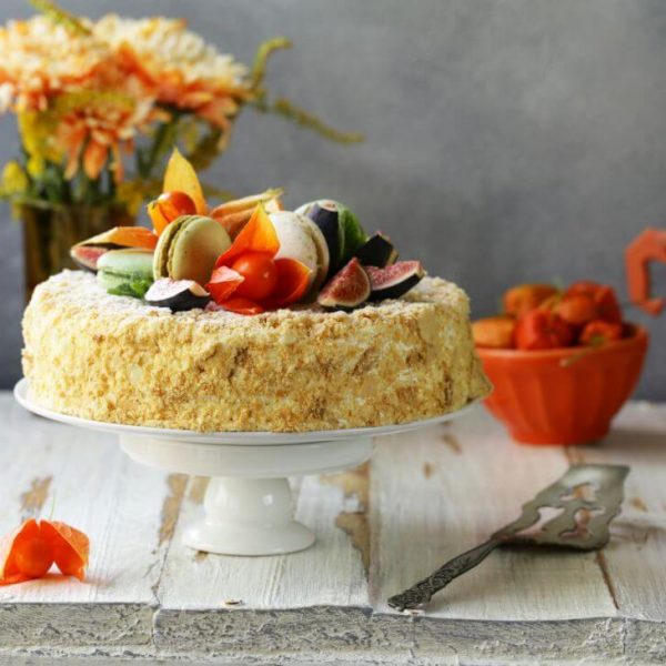 napoleon-cake-D98GWHX